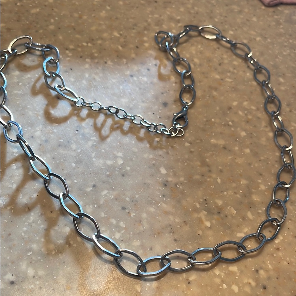 Elegant Silver Chain Necklace
